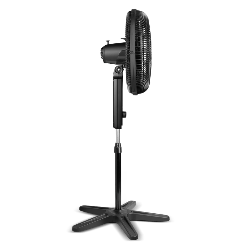 Vista lateral do ventilador de coluna Arno Essential preto, evidenciando o motor de 140W e a estrutura de ajuste de altura.